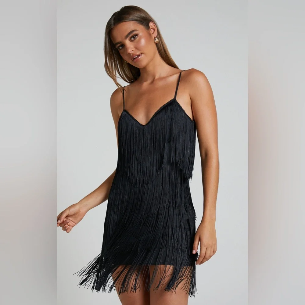 Showpo Siofra Zig Zag Fringe Mini Dress in Black Size 8 New with tag - Picture 3 of 10